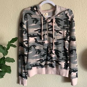 Sundry 1/4 zip pullover sweatshirt